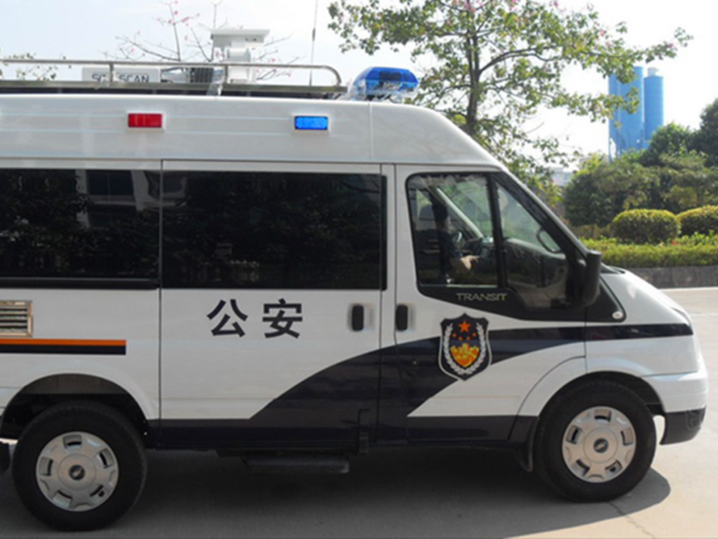 刑事勘察車